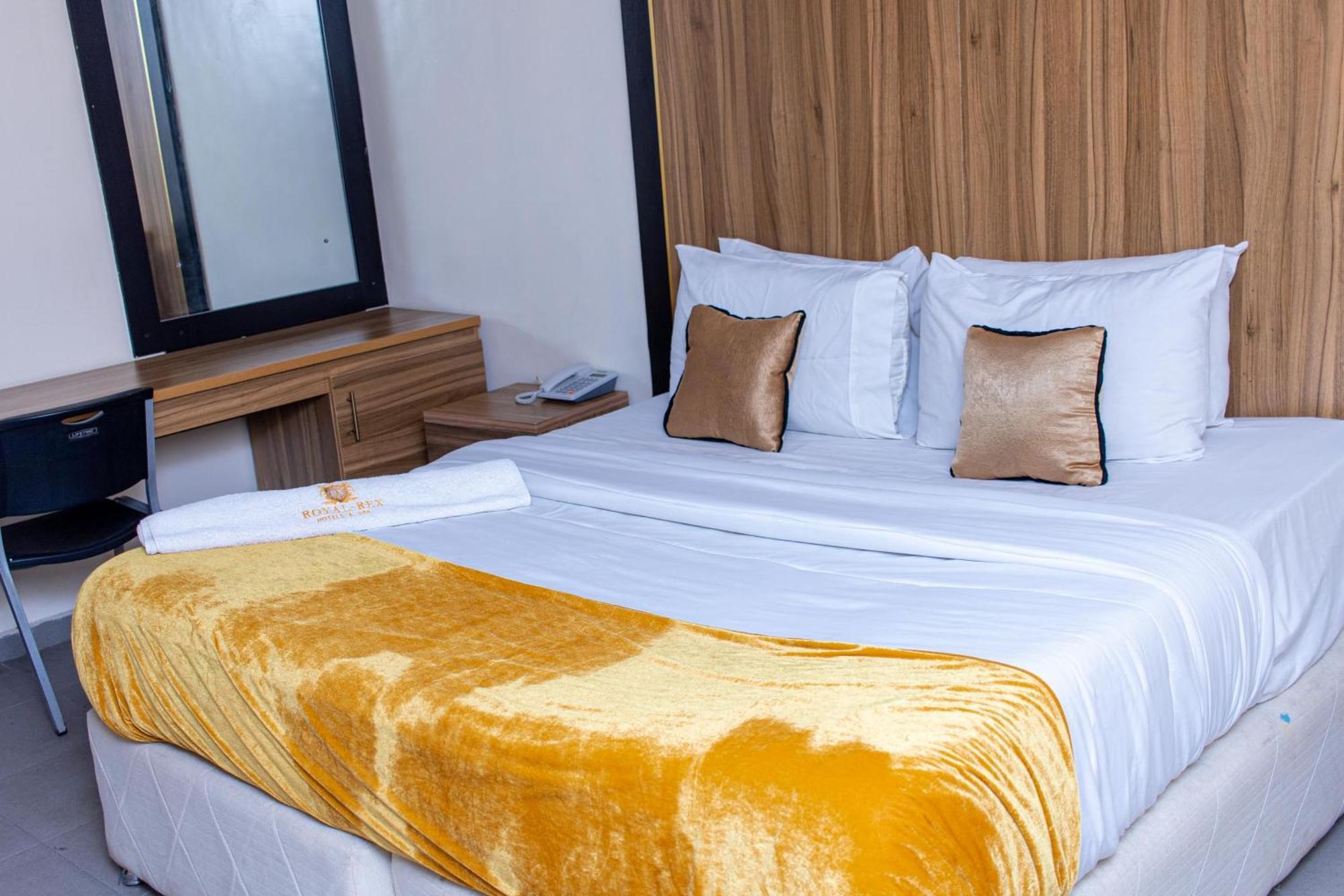 Royal Rex Hotels And Spa Lagos Bagian luar foto